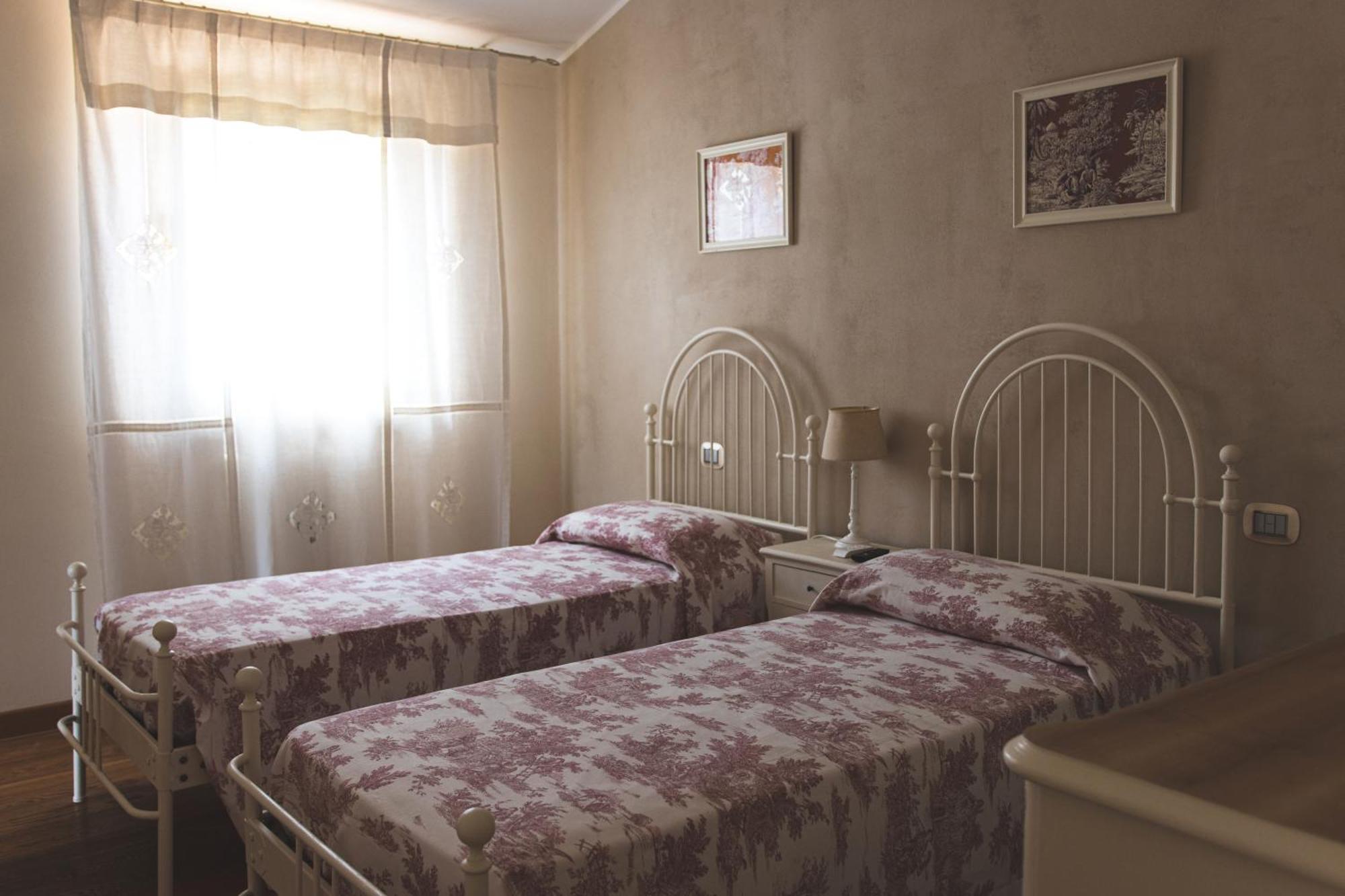 Villa Mariposa Чивитанова-Марке Экстерьер фото