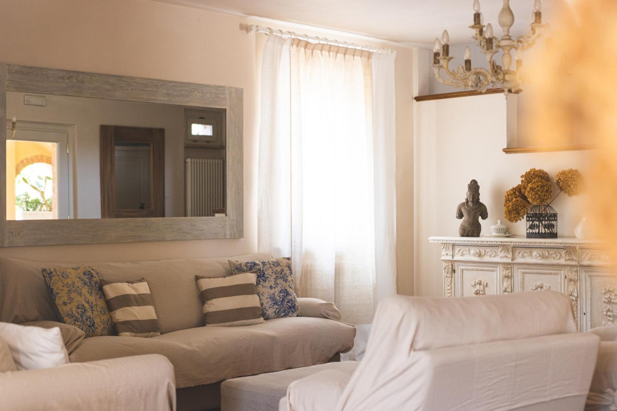 Villa Mariposa Чивитанова-Марке Экстерьер фото
